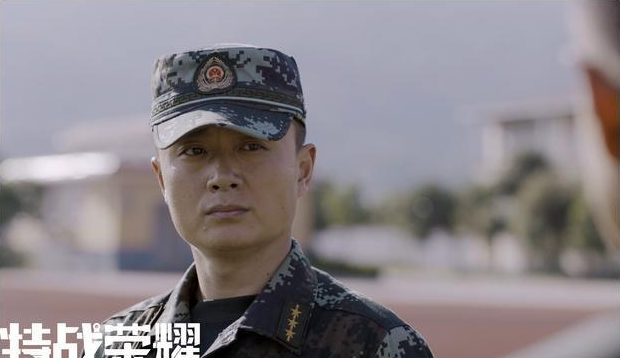 《特战荣耀》恭喜燕破岳喜提军旅生涯中第三位老师！