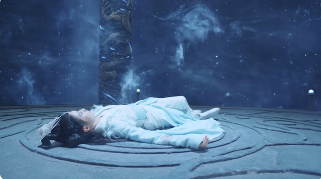 《恰似故人归》终是一代凤凰陨落，与梦中人相见