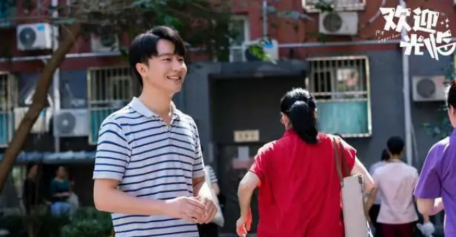 《欢迎光临》真正登顶的不是黄轩而是他，事业、爱情、名誉三丰收。