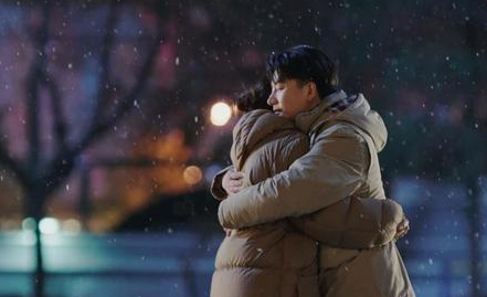 《欢迎光临》结局：张光正“突然”成了经理，作者是黄轩光环相当难拼