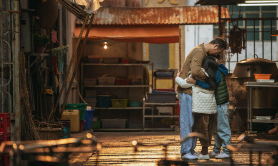 《狮子山下的故事》黄觉、胡杏儿等领衔主演 央视开播