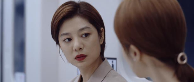 《妻子的选择》优雅开撕？齐妙暗示方糖出轨真相，而她话里有话