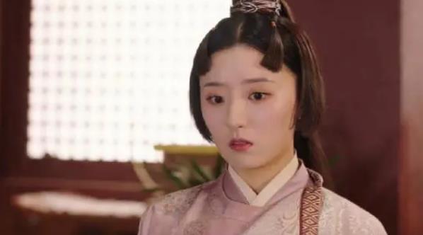 《花朝秋月夜》开播，2小时冲到榜单第一，男女演技惊艳。