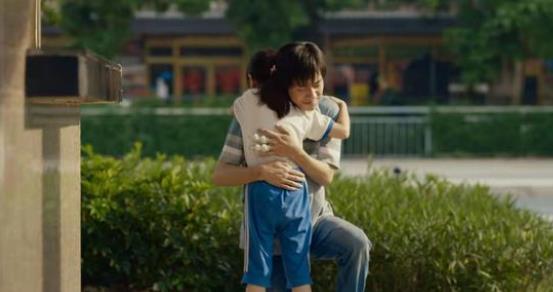 《奇迹·笨小孩》演绎了少数人的成功，却证明了奇迹是人创造的。