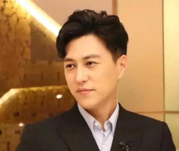 《林深见鹿》是一部剧情比狗血还血腥的电视剧。没有之一