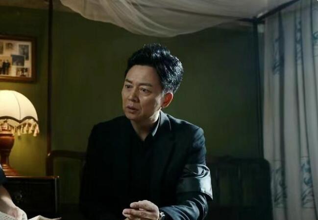 《张卫国的夏天》：中年人风光无限，很可能隐藏着说不尽的苦难