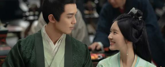 《星汉灿烂》十几年后，亲生父母回来。赵露思不开心？