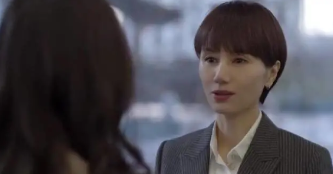 《玫瑰之战》顾名思义就是女人之间的较量