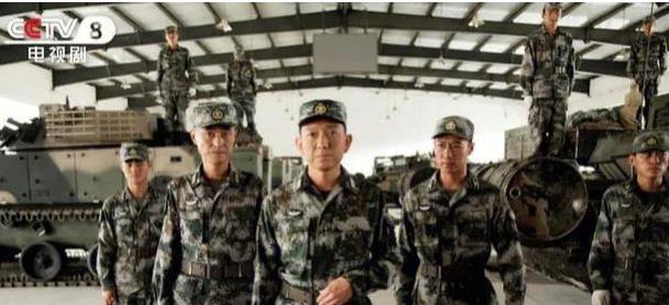 《决胜零距离》与企图破坏此次演习的国外恐怖势力展开战斗的热血故事。