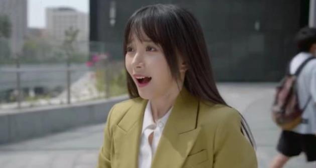 《二十不惑2》姜小果谈恋爱，段家宝不请自来，好事要分享。