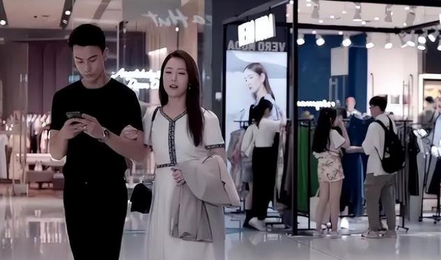 《她们的名字》任多美觉得：恋爱靠机会，婚姻靠智慧。