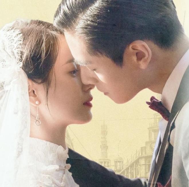 《超时空罗曼史》在时空缝隙里相爱 延续罗曼蒂克的畅想