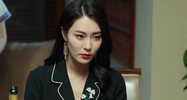 《勇者无惧》一边是林雅雯的父亲，一边是齐天，吴惧最终会选择帮谁呢？