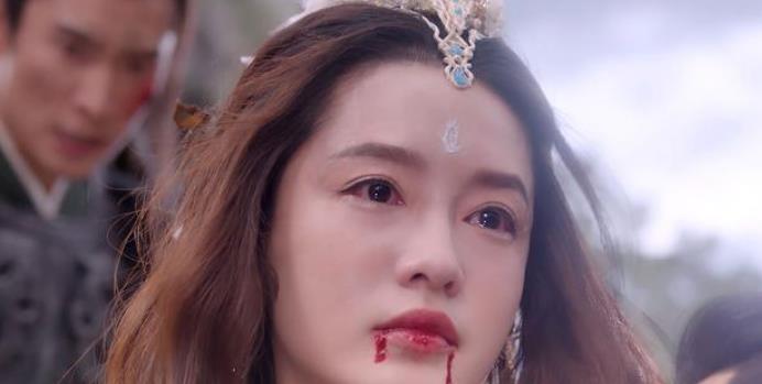 《请君》以为是穿帮，没想到是“极端”的戏剧语言，太神奇了。