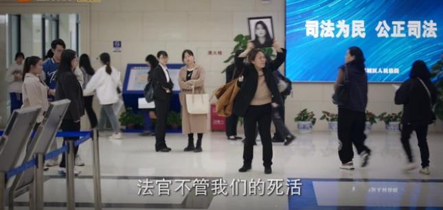 《底线》开启了国产正剧的另一种模式，值得鼓励和赞赏。