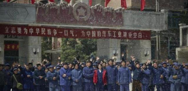 《沸腾人生》从年代剧看现在的我们丢掉了什么