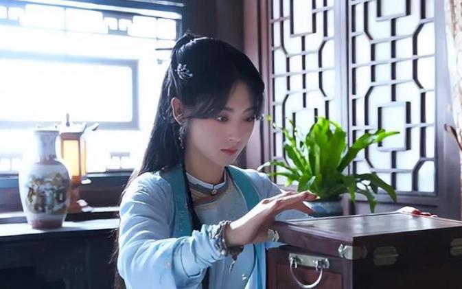 《飞狐外传》胡斐不喜欢程灵素，有错吗？袁紫衣和马春花才是原罪