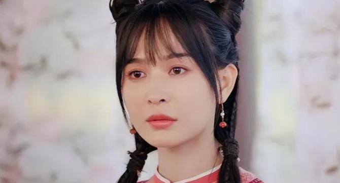 《飞狐外传》胡斐不喜欢程灵素，有错吗？袁紫衣和马春花才是原罪