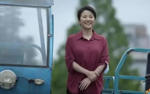 《大考》周美仁能颓废这么久，是因为什么？