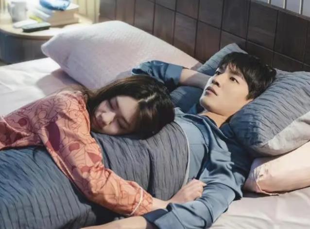 《我的秘密室友》卢凌风这个角色让沉寂几年的杨旭文再次成了被关注的对象。