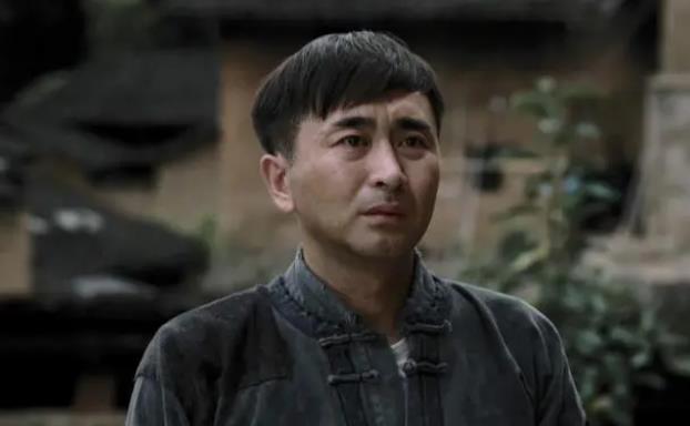 《那山那海》贫困是呈现人的本性比较好的浴室镜子