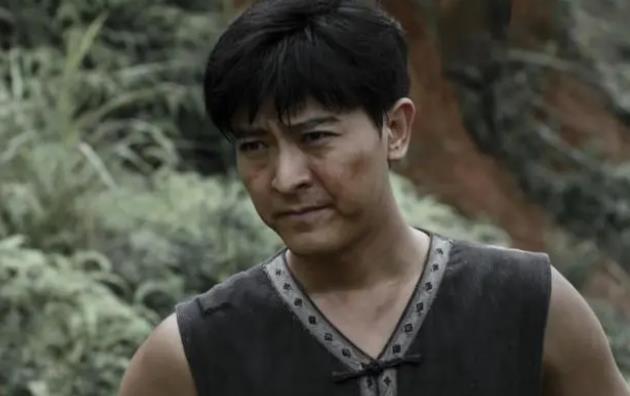 《那山那海》贫困是呈现人的本性比较好的浴室镜子