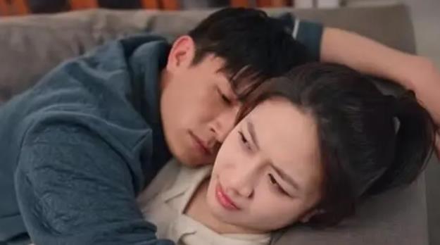 《我的秘密室友》何正钰被律所舍弃，吉蓉多少有点坑朋友了