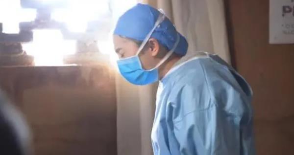 《谢谢你医生》领域医疗电视剧，解决呆板，呈现诊疗关爱