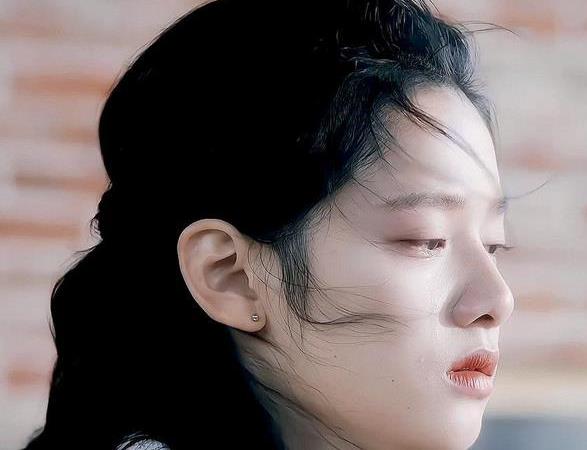 《点燃我温暖你》作品红人不红