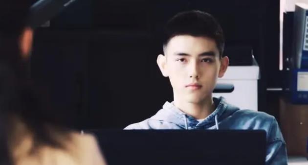 《点燃我温暖你》互相救赎的故事