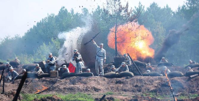 《虎胆巍城》剧作上将革命历史事件与影视虚构情节进行融合