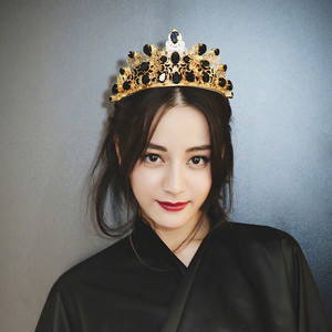 《追光者》与《花与马》哪首体现人世百态