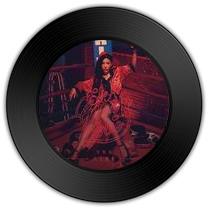 《晃》与《一个礼拜至少有一天是醒着的》哪首更悠长婉转