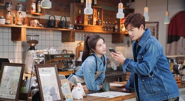 《一不小心喵上你》变身猫咖老板上演甜蜜爱恋