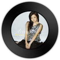 《什么东东》与《谈情说爱》哪首唱功更深入心灵