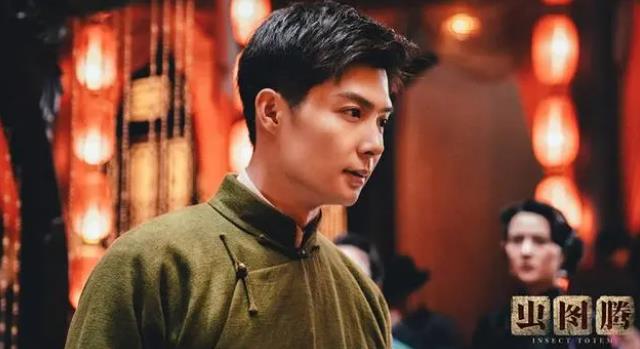 《虫图腾》用“假热闹”和“真无聊”来形容