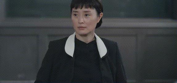 《薄冰》邱映霞出卖党和国家了吗？