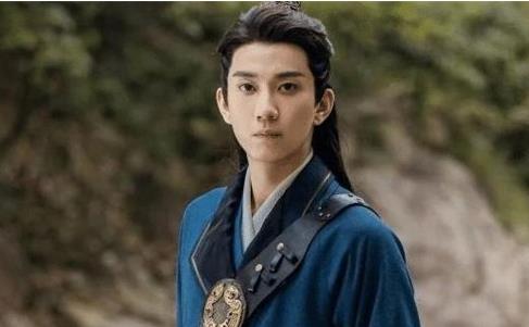 《玉骨遥》青罡为什么要时影的头发？