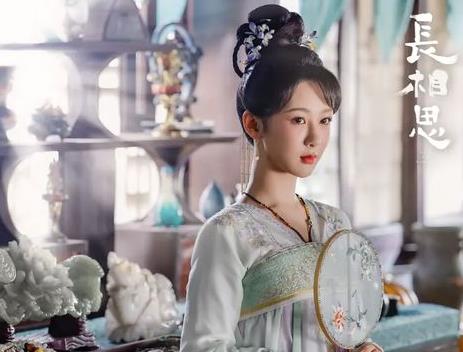 《莲花楼》杨紫新剧一出手，就给成毅打懵了