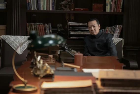 《潜行者》里看不一样的烟火谍梦