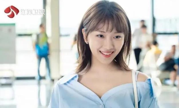 《有盼头》菅纫姿演绎“最美家政师”