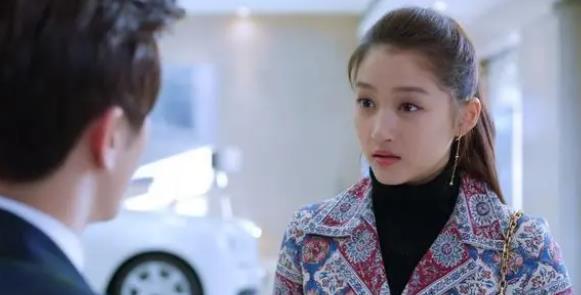 《最灿烂的我们》职场剧欠缺情节深度和逻辑，引发观众失望