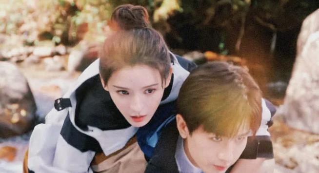 《南风知我意》李欣泽现代角色展现搞笑一面，男3号成冤种