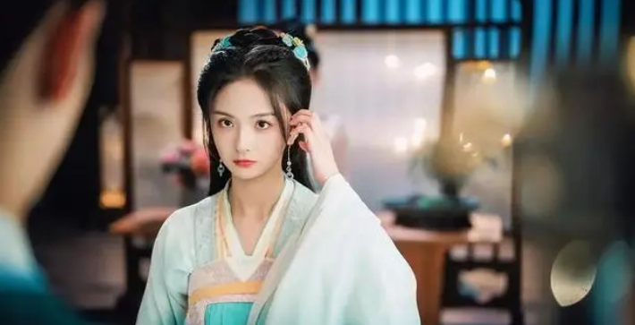 厉嘉琪成青春偶像剧女主角新宠，《兰闺喜事》迎接笑果文化