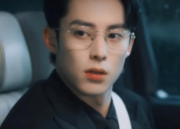 《以爱为营》剧中人物的各种细节刻画，还是情节的高潮迭起