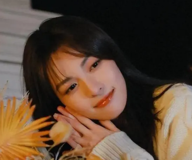 李溪芮：表演与颜值双重优势的女演员