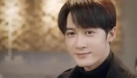 《很想很想你》剧中“杏眼”檀健次萌化观众