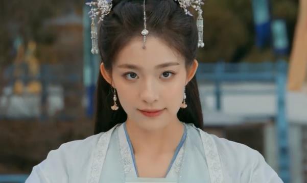 颜钦若最终与谁共赴爱情长河？