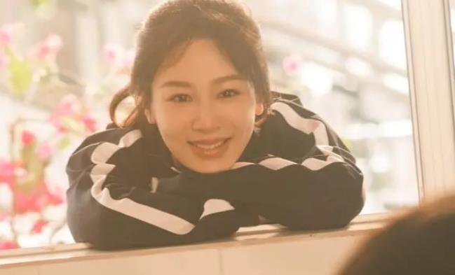 朱颜曼滋精湛演技打动观众，成为《要久久爱》亮点之一