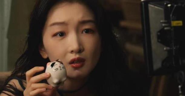 解密双生姐妹的心理游戏《海边的秘密》首曝特别篇  